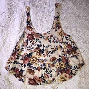 American Eagle Soft & Sext Floral Tank